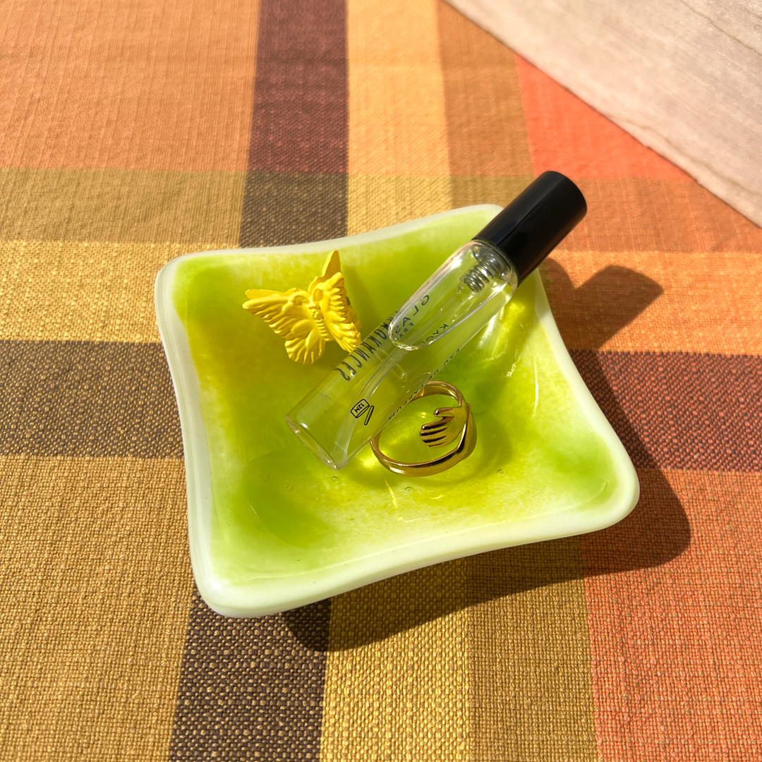 Tiny Gradient Trinket Dishes