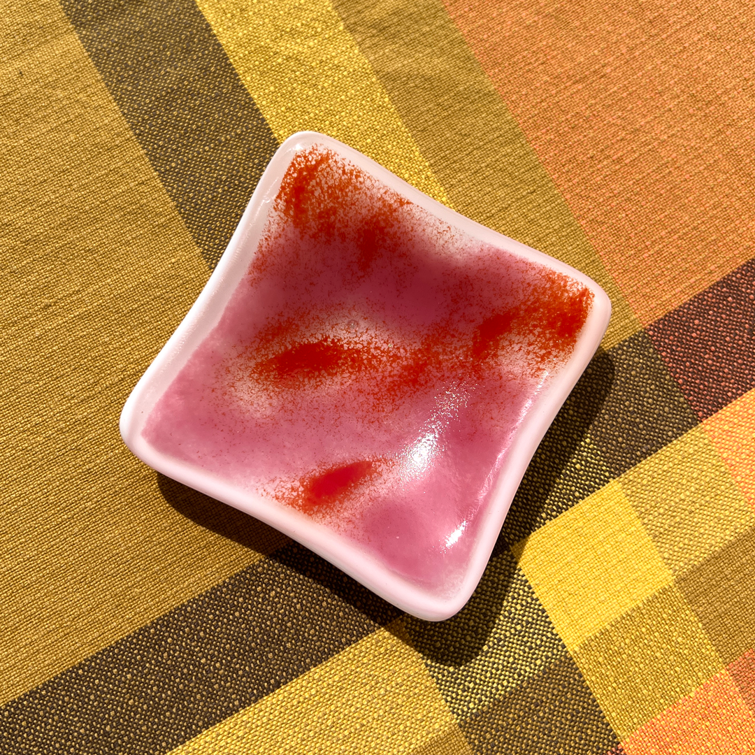 Tiny Gradient Trinket Dishes